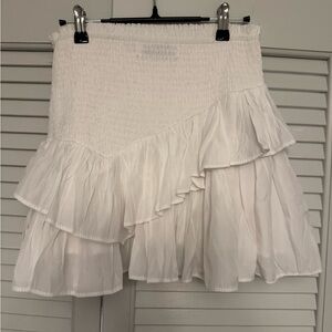 DO+BE White Asymmetrical Ruffle Skirt